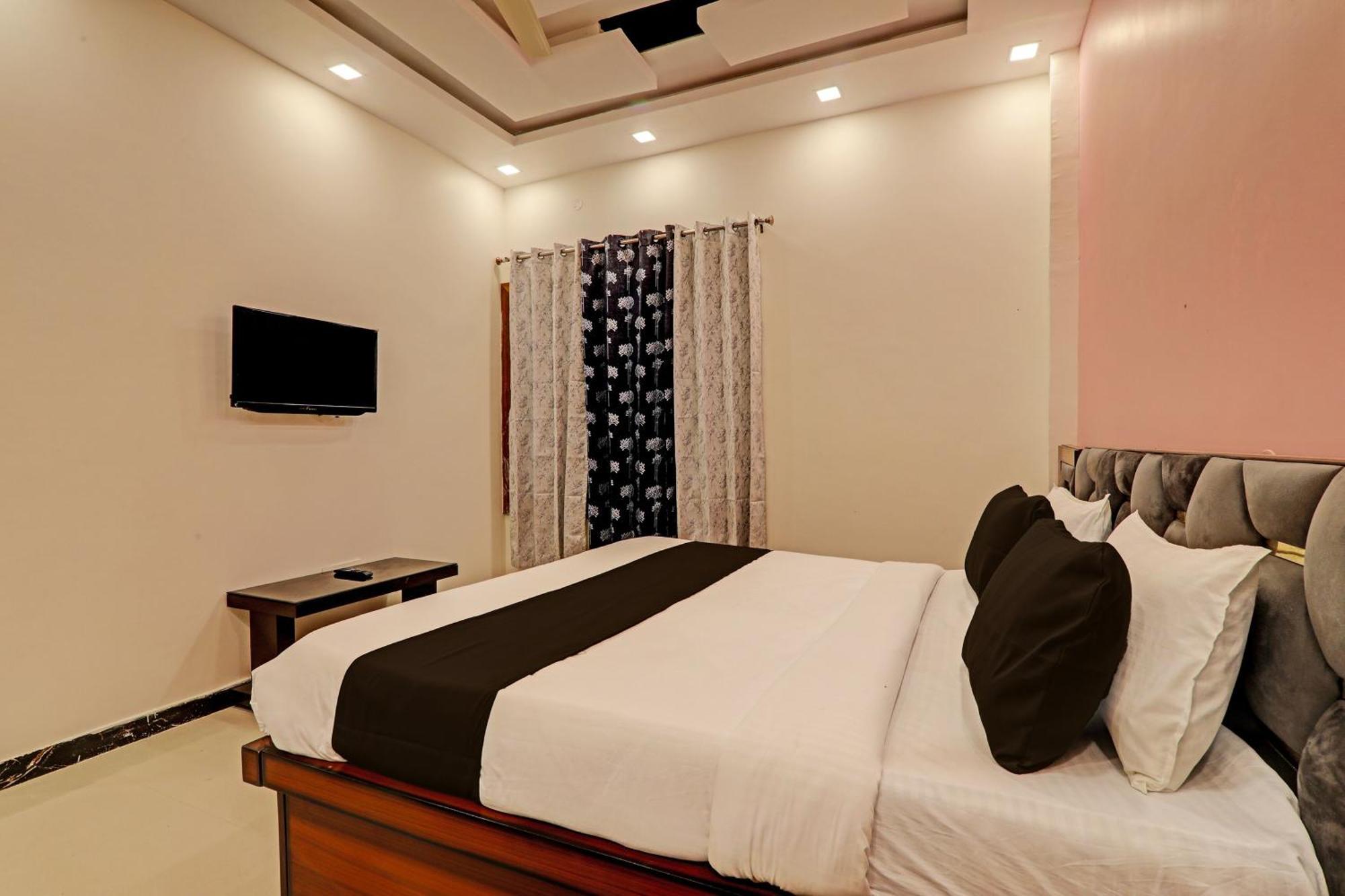Hotel O Awadh International Bela Pratapgarh 外观 照片