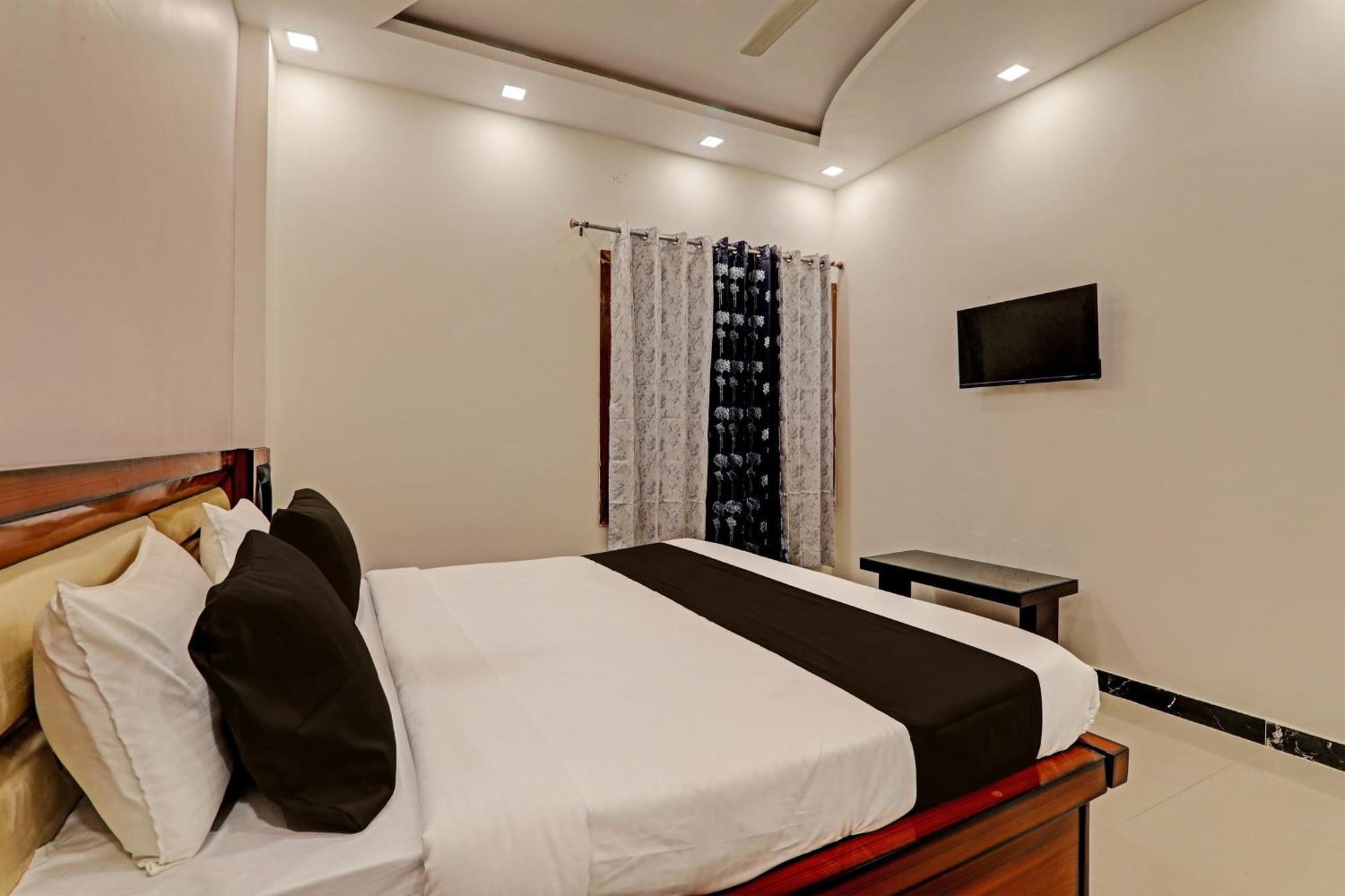 Hotel O Awadh International Bela Pratapgarh 外观 照片