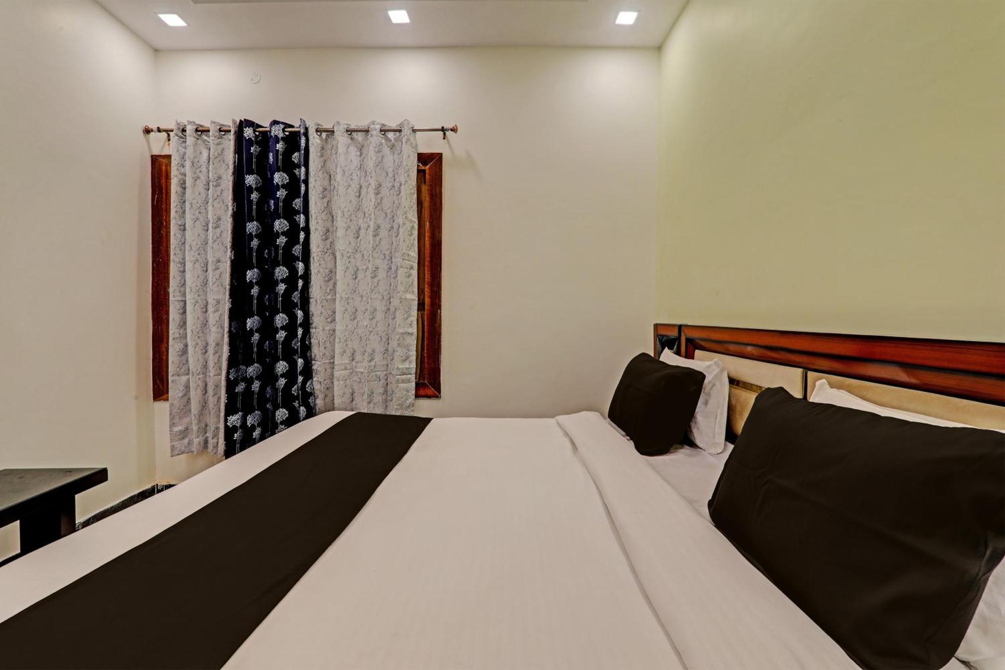 Hotel O Awadh International Bela Pratapgarh 外观 照片